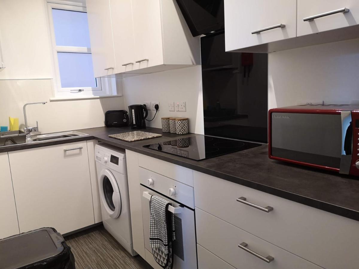 2 Bedroom Apartment At Kent Escapes Short Lets & Serviced Accommodation Kent, Bouverie Escape Folkestone With Wifi Exterior foto